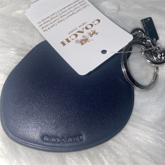 Coach strawberry charm keychain New - Picture 7 of 9